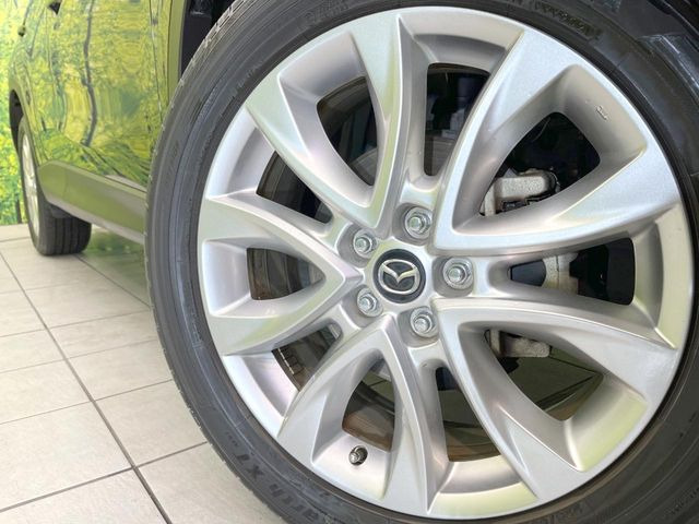 �y����19�C���`�A���~�z�C�[���z�O�ςɃ}�b�`���������A���~�z�C�[���𑕒����Ă���܂��B�e��ЊO�A���~�z�C�[����A�X�^�b�h���X�^�C�����戵�����Ă���܂��B���񂲑��k����������