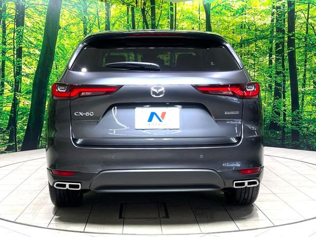 安心の最長10年・走行無制限保証(有償)をご用意。保証内容も充実はもちろん、無料点検&オイル交換や、年中無休の全国・24時間ロードサービスも付帯されておりますのでご安心下さい。