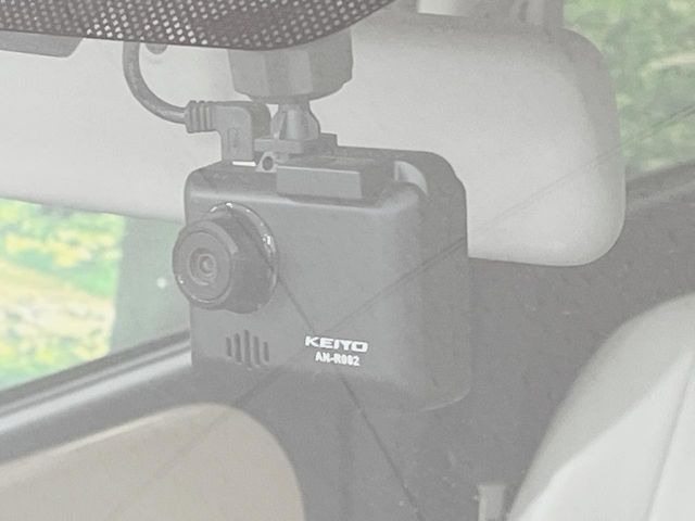 �y�h���C�u���R�[�_�[�z���S�E���S�ȃJ�[���C�t�ɕK�{�̃h���C�u���R�[�_�[�𑕔�!���s���͂������A������^�]�⎖�̂ɑ��������ۂ̏󋵂��f���ŋL�^���A����̃��X�N�ɔ����܂��B