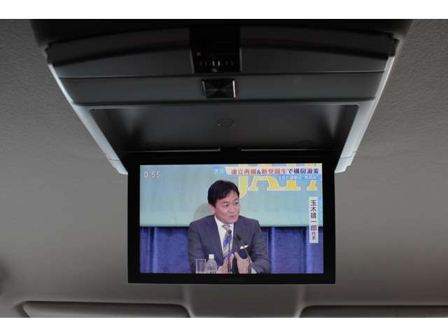 10.2�C���`��ȃ��j�^�[