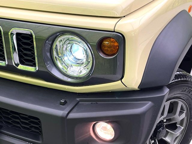 �yLED�w�b�h���C�g�z���V����ԑ��s�����ǍD�Ȏ��E���m�ۂ����S���ĉ^�]�ł��鍂�P�xLED�w�b�h���C�g�𑕔�!�_�����x�������A����d�͂��}�����Ă��܂��B