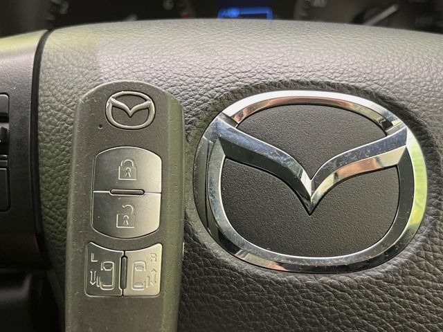 �y�A�h�o���X�g�L�[�z�J�o����|�P�b�g�ɓ��ꂽ�܂܂ł��h�A�̎{���E�������\�ȃX�}�[�g�L�[�𑕔��B�G���W���̃I���E�I�t�����J�M�����o���K�v����������Ƃ��Ă��֗��ł���