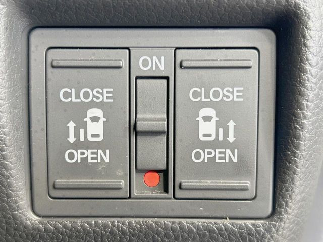 �y�����p���[�X���C�h�h�A�z�X�}�[�g�L�[��^�]�Ȃ̃X�C�b�`�Ō�ȗ����X���C�h�h�A�̊J���\���d��������͂����ăh�A���J����K�v�������A�����Ȃ��q�l�ł��ȒP�ɊJ���߂ł����K�ł���