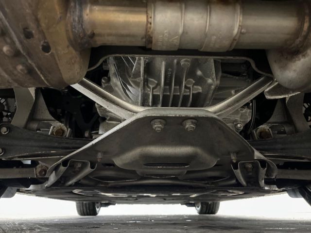 �������t�т̕ۏ؂̑��A���S�̍Œ�3�N�E���s�������ۏ�(�L��)�����p�ӁB�A���Ԃ����S���Ă��y���݂���������l�A�ۏؓ��e���[���͂������A�����_��&�I�C�������⃍�[�h�T�[�r�X���t�т��Ă���܂��B