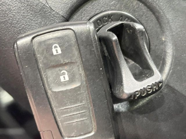 �y�L�[���X�z�������ꂽ�ꏊ����ł��{�^����Ńh�A�̊J���E�{�����ł���̂łƂ��Ă��֗�!�h�A�̌�������ɏ������邱�Ƃ�����܂����