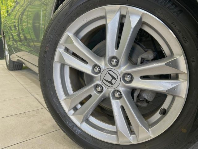 �y����16�C���`�A���~�z�C�[���z�O�ςɃ}�b�`���������A���~�z�C�[���𑕒����Ă���܂��B�e��ЊO�A���~�z�C�[����A�X�^�b�h���X�^�C�����戵�����Ă���܂��B���񂲑��k����������