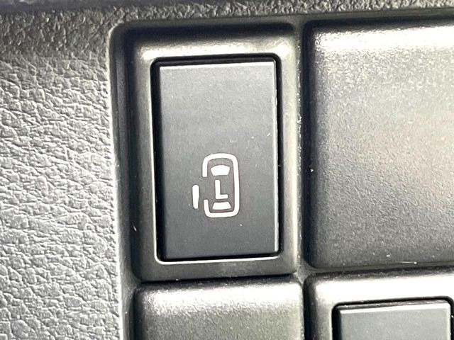 �y�p���[�X���C�h�h�A�z�X�}�[�g�L�[��^�]�Ȃ̃X�C�b�`�ŃX���C�h�h�A�̊J���\���d��������͂����ăh�A���J����K�v�������A���������q�l�ł��A�d���ו��������Ă��鎞�����N�ɊJ���߂ł��܂���