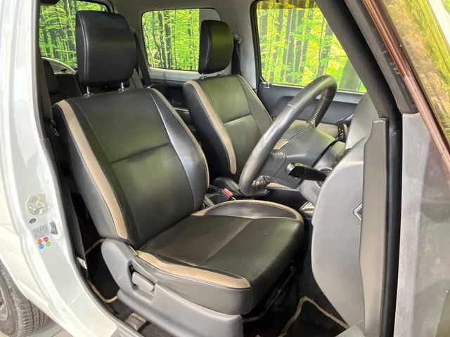 �y���烌�U�[�V�[�g�z����̂ӂ���肪�e�ՂŃ����e�i���X�����ȒP�ȁA�@�\���ɗD��鍇����v���̗p�����㎿�ȃV�[�g�ł��B����S�n���悭�A���������ӂ��S�n�ǂ��ԓ���Ԃ����o���Ă���܂��B