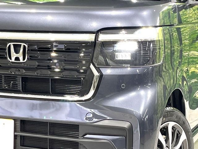 �yLED�w�b�h���C�g�z���V����ԑ��s�����ǍD�Ȏ��E���m�ۂ����S���ĉ^�]�ł��鍂�P�xLED�w�b�h���C�g�𑕔�!�_�����x�������A����d�͂��}�����Ă��܂��B