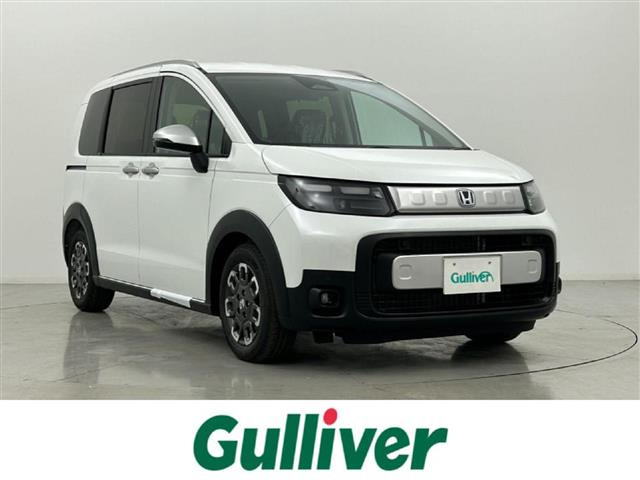 フリード1.5 e:HEV クロスター