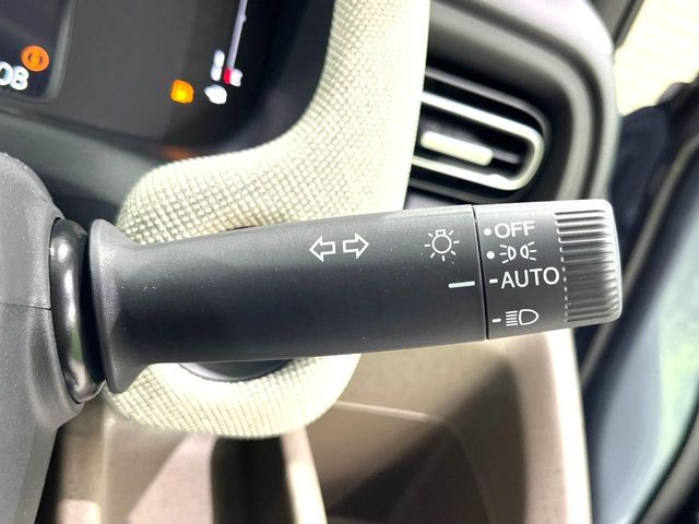 �y�I�[�g���C�g�z����̖��邳�ɉ����Ď����Ńw�b�h���C�g�̓_���E�������ł���@�\�ł�!���C�g�̕t���Y��E�����Y��Ȃǂ������Ȃ�A�J�̓���[���̑��s�����S!�g���l���ʉߎ����֗��ł��ˁ�