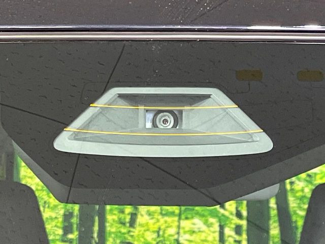 �y�X�Y�L �Z�[�t�e�B�T�|�[�g�z���s���ɑO���̎ԗ�����F�����A�Փ˂������Ȏ��͌x��ƃu���[�L�ŏՓˉ���Ɣ�Q�y�����A�V�X�g�B�����S�Ƀh���C�u�����y���݂��������܂��B