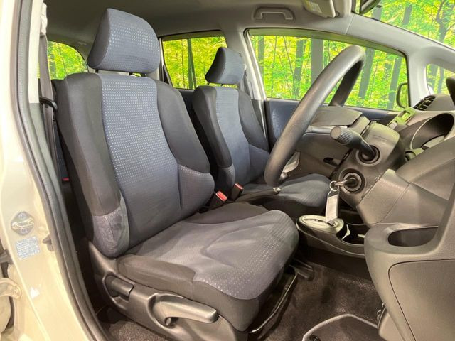 �^�]�ȃV�[�g���͎g�p�������Ȃ��A�ǍD�ȏ�ԂƂȂ��Ă��܂��B���J�Ɏg���Ă������Ƃ��悭�킩��܂��ˁB