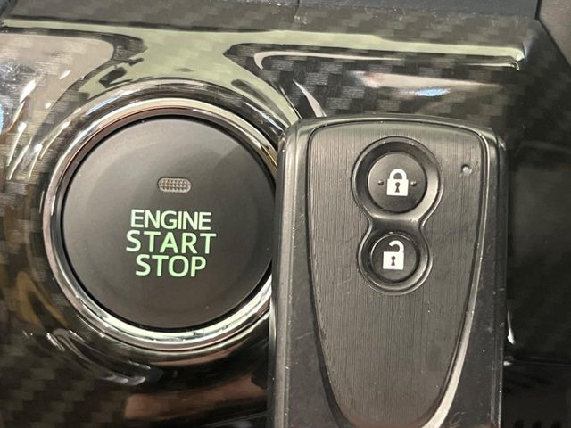 �y�L�[�t���[�V�X�e���z�J�o����|�P�b�g�ɓ��ꂽ�܂܂ł��h�A�̎{���E�������\�ȃX�}�[�g�L�[�𑕔��B�G���W���̃I���E�I�t�����J�M�����o���K�v����������Ƃ��Ă��֗��ł���