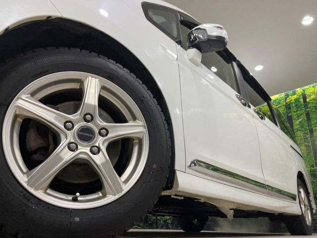 �y16�C���`�A���~�z�C�[���z�O�ςɃ}�b�`�����A���~�z�C�[���𑕒����Ă���܂��B�e��A���~�z�C�[����A�X�^�b�h���X�^�C�����戵�����Ă���܂��B���񂲑��k����������