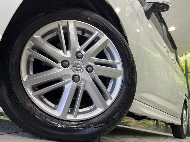 �y����15�C���`�A���~�z�C�[���z�O�ςɃ}�b�`���������A���~�z�C�[���𑕒����Ă���܂��B�e��ЊO�A���~�z�C�[����A�X�^�b�h���X�^�C�����戵�����Ă���܂��B���񂲑��k����������