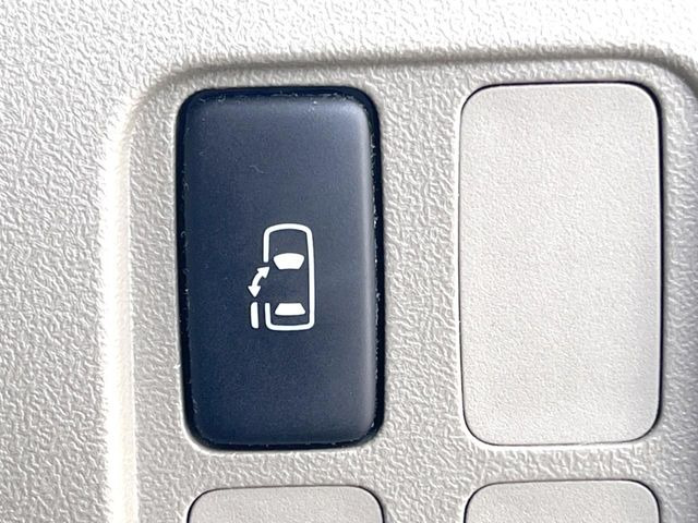 �y�p���[�X���C�h�h�A�z�X�}�[�g�L�[��^�]�Ȃ̃X�C�b�`�ŃX���C�h�h�A�̊J���\���d��������͂����ăh�A���J����K�v�������A���������q�l�ł��A�d���ו��������Ă��鎞�����N�ɊJ���߂ł��܂���