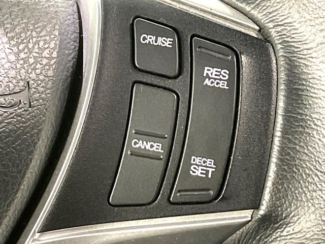 �y�N���[�Y�R���g���[���z�������H�����N���N���s�B�A�N�Z���𗣂��Ă���葬�x�ő��s���ł��A�������^�]���̕��S���y��!�����E�������ȒP�ȃX�C�b�`����Œ����ł��܂��B