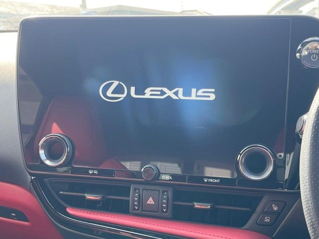 �y14�C���`�i�r�z�������ƃC���p�N�g�̂�����ʃi�r�𑕔��B�e��I�[�f�B�I����͂������A�X�}�z�A�g���ł��闘�֐��̍����i�r�ł���