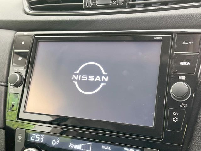 �y�����i�r�z�l�C�̏����i�r�𑕔����Ă���܂��B�i�r�̎g���₷���͂������A�I�[�f�B�I�@�\���[��!�L�����v�◷�s�͂������A�ʋ΂┃�����ȂǕ��i�̃h���C�u���y�����Ȃ�͂���