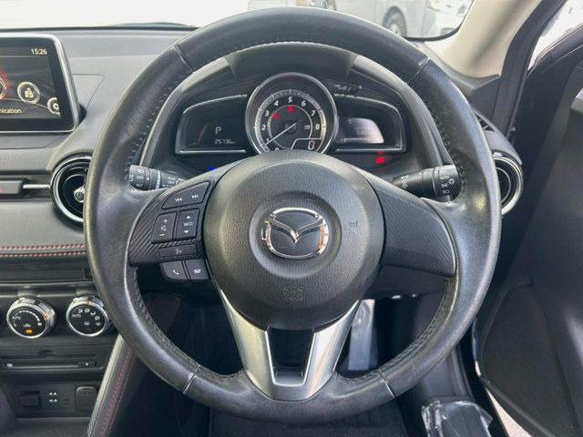 �y�����v�����X�e�A�����O�z�㎿�Ȋv���g�p���邱�ƂŁA��ɂ����������݂ƂĂ��^�]���₷���n���h���ł���