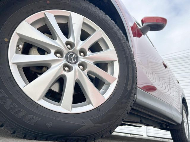 �y����17�C���`�A���~�z�C�[���z�O�ςɃ}�b�`���������A���~�z�C�[���𑕒����Ă���܂��B�e��ЊO�A���~�z�C�[����A�X�^�b�h���X�^�C�����戵�����Ă���܂��B���񂲑��k����������