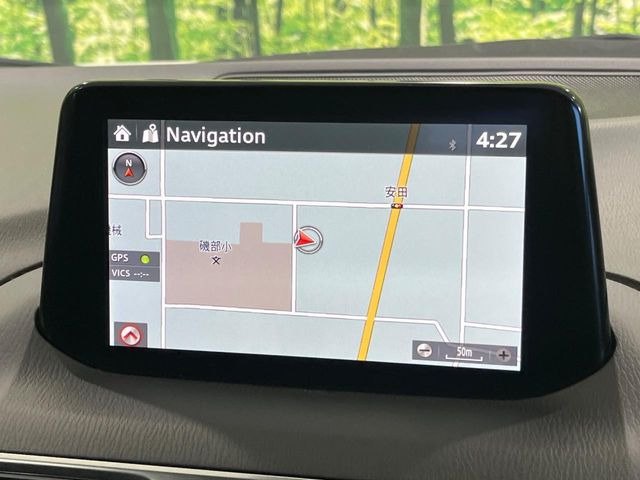 �y�}�c�_�R�l�N�g�i�r�z�ԓ��̕��͋C�Ƀ}�b�`������̌^�^�C�v�̃i�r�B�e����q�ݒ��Bluetooth�Đ����A�l�X�ȋ@�\���y���߂܂��B�����I�ȃ_�C�������삪�\�ŁA�g��������ǍD�ł��B