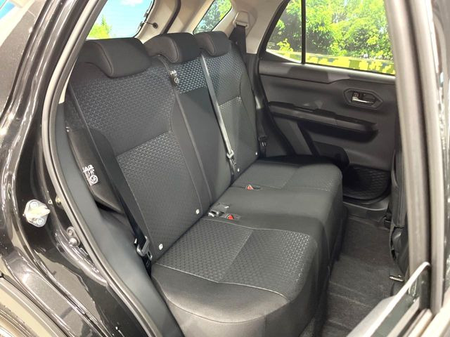 ���i���ȃI���W�i���t���A�}�b�g���I�v�V�����ɂĂ��p�ӂ��Ă���܂��B���D���ȃf�U�C����J���[�����Ԃɍ��킹�đI��ł����������Ƃ��ł��܂���