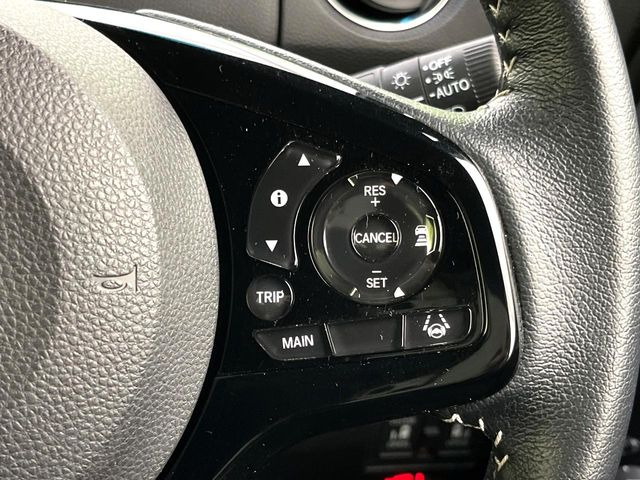 �y�A�_�v�e�B�u�N���[�Y�R���g���[���z�������H�ł̒��������s���y��!!�����ő��x��ۂN���[�Y�R���g���[�����A�Փˌy���V�X�e���ƘA�g���A�O���̎ԗ������m���ĎԊԂ�ۂ悤�ɑ��x���߂��Ă���܂�!!