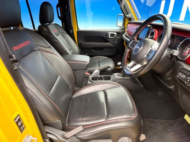 ���V�[�g�̎g�p��:�j��E�ւ�������Ȃ��A�����̒ʂ肫�ꂢ�ȏ�Ԃ��ێ����Ă���܂��B�܂��A�����N���[�j���O�E�R�[�e�B���O�����p�����������܂��B