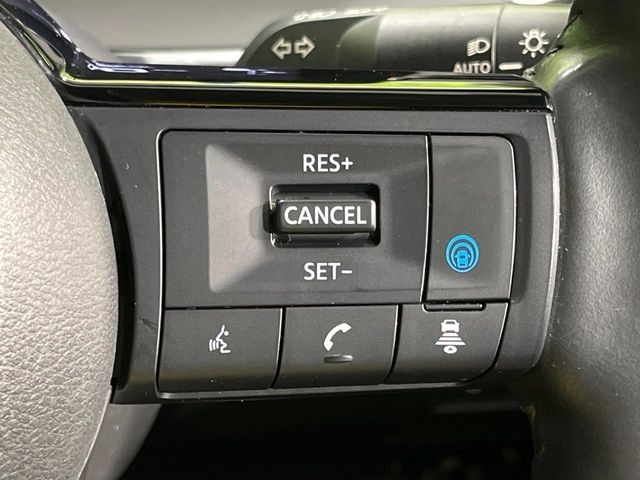 �y�v���p�C���b�g�z�������H�ł̒��������s���y��!!�a�؎��Ə��񑖍s�̃V�[���ŁA�A�N�Z���E�u���[�L�E�X�e�A�����O�������Ő��䂵�A�������^�]�̕��S���y�����Ă���܂���