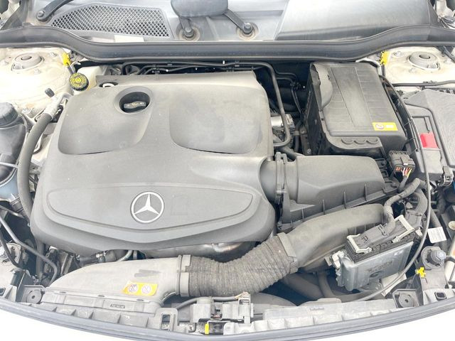 �����X�ł́A�e���[�J�[�̐�p�f�f�e�X�^�[�𓱓��B���Ǝ��i�����e�N�j�J���X�^�b�t���풓���Ă���܂��̂ŁA������̍ۂɂ����S���Ă����p���������܂��B