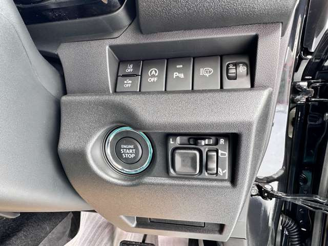 �L�[���g�т��Ă��邾���ŁA�G���W���̎n�����\�ȑ����ł��B�v�b�V���X�^�[�g�ł��̂ŃG���W���̎n�����{�^�������������ł���