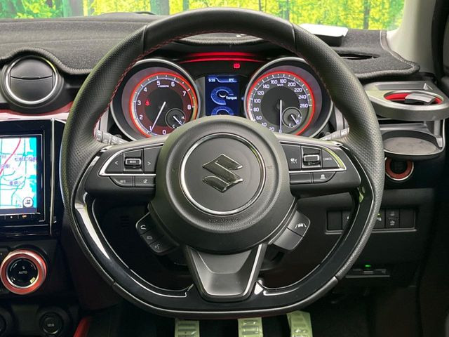 �y�����v�����X�e�A�����O�z�㎿�Ȋv���g�p���邱�ƂŁA��ɂ����������݂ƂĂ��^�]���₷���n���h���ł���