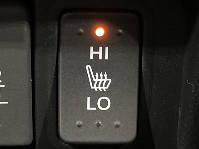 �y�V�[�g�q�[�^�[�z�������ɏd�󂷂�V�[�g�q�[�^�[!�G�A�R����葁�����܂��Ă����̂Ŋ�����̐l�����S�ł��ˁ�G�A�R���̉����͊������邩����A�Ƃ������ɂ����������߂ł��B