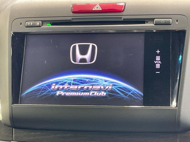 �y�����i�r�z�l�C�̏����i�r�𑕔����Ă���܂��B�i�r�̎g���₷���͂������A�I�[�f�B�I�@�\���[��!�L�����v�◷�s�͂������A�ʋ΂┃�����ȂǕ��i�̃h���C�u���y�����Ȃ�͂���