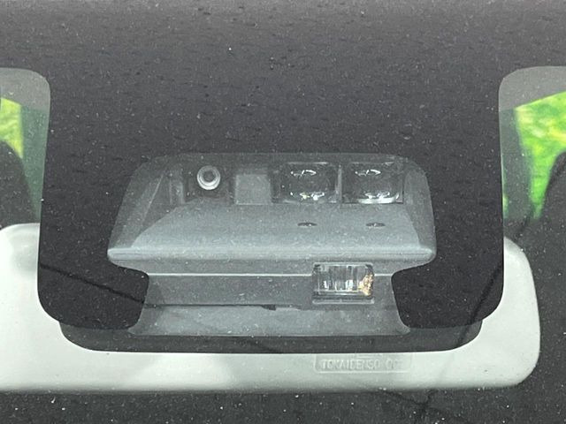 �y�X�Y�L �Z�[�t�e�B�T�|�[�g�z���s���ɑO���̎ԗ�����F�����A�Փ˂������Ȏ��͌x��ƃu���[�L�ŏՓˉ���Ɣ�Q�y�����A�V�X�g�B�����S�Ƀh���C�u�����y���݂��������܂��B