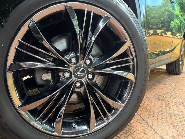 �y�����A���~�z�C�[���z�O�ςɃ}�b�`���������A���~�z�C�[���𑕒����Ă���܂��B�e��ЊO�A���~�z�C�[����A�X�^�b�h���X�^�C�����戵�����Ă���܂��B���񂲑��k����������