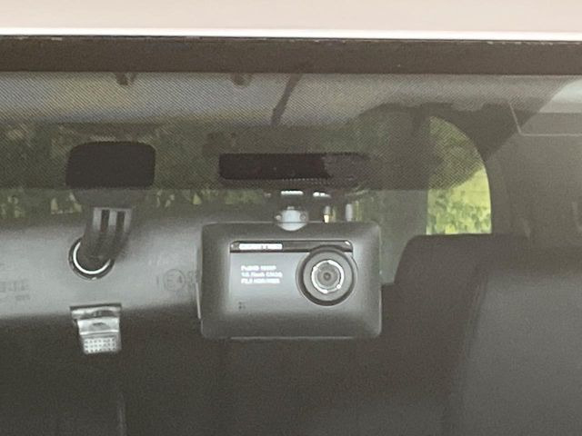 �y�h���C�u���R�[�_�[�z�h���C�u���R�[�_�[����!���s���͂������A������^�]�⎖�̂ɑ��������ہA�f���ŋL�^���A����̃��X�N�ɔ����܂��B���L�^�pSD�J�[�h�͂��q�l�����g�ł��������������K�v������܂��B