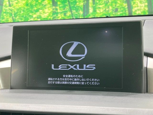 �y�����i�r�z�l�C�̏����i�r�𑕔����Ă���܂��B�i�r�̎g���₷���͂������A�I�[�f�B�I�@�\���[��!�L�����v�◷�s�͂������A�ʋ΂┃�����ȂǕ��i�̃h���C�u���y�����Ȃ�͂���