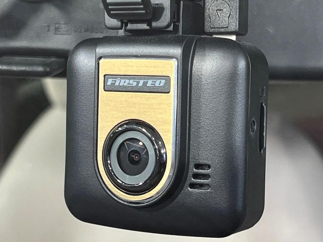 �y�h���C�u���R�[�_�[�z�h���C�u���R�[�_�[����!���s���͂������A������^�]�⎖�̂ɑ��������ہA�f���ŋL�^���A����̃��X�N�ɔ����܂��B���L�^�pSD�J�[�h�͂��q�l�����g�ł��������������K�v������܂��B