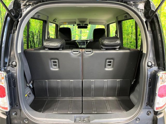 ���i�̂���������ʋ΁A���}���ɏ\���ȉ׎��X�y�[�X���m�ۂ��Ă���܂��B�Z�J���h�V�[�g��|���ƁA�傫�ȉו��̐ύڂ��\�ł���