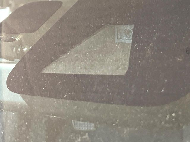 �y�v���N���b�V���Z�[�t�e�B�z�O���̎ԗ��������m���A�Փ˂������Ȏ��͌x��Œ��ӂ𑣂��A�u���[�L�𓥂ޗ͂��T�|�[�g�B�u���[�L�𓥂߂Ȃ������ꍇ�͏Փ˔�Q�y���u���[�L���쓮�A�Փˉ�����T�|�[�g���܂��B