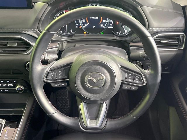 �y�����v�����X�e�A�����O�z�㎿�Ȋv���g�p���邱�ƂŁA��ɂ����������݂ƂĂ��^�]���₷���n���h���ł���