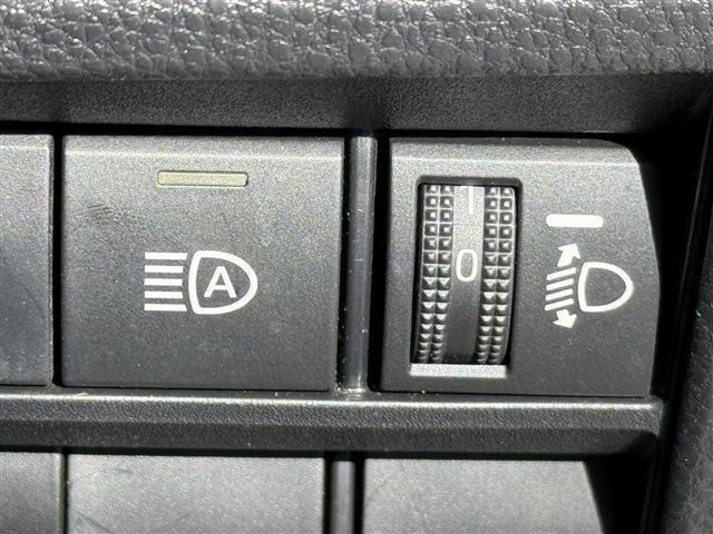 ���Ǝҗl�ւ̔̔��͂��f�肳���Ă��������܂��B �Ԍ������ԗ��̏ꍇ�́A�Ԍ����擾�������x�������z�ŕ\�����Ă���܂��B