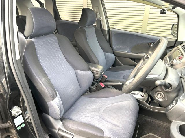 �^�]�ȃV�[�g���͎g�p�������Ȃ��A�ǍD�ȏ�ԂƂȂ��Ă��܂��B���J�Ɏg���Ă������Ƃ��悭�킩��܂��ˁB