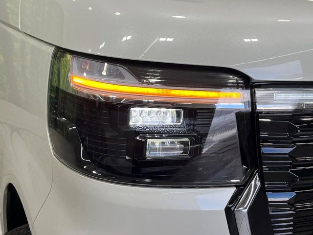 �yLED�w�b�h���C�g�z���V����ԑ��s�����ǍD�Ȏ��E���m�ۂ����S���ĉ^�]�ł��鍂�P�xLED�w�b�h���C�g�𑕔�!�_�����x�������A����d�͂��}�����Ă��܂��B