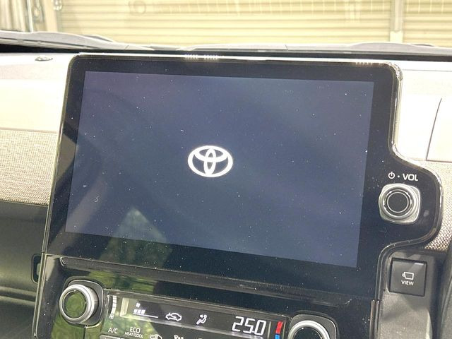 �y10.5�C���`�i�r�z�������ƃC���p�N�g�̂�����ʃi�r�𑕔��B�e��I�[�f�B�I����͂������A�X�}�z�A�g���ł��闘�֐��̍����i�r�ł���