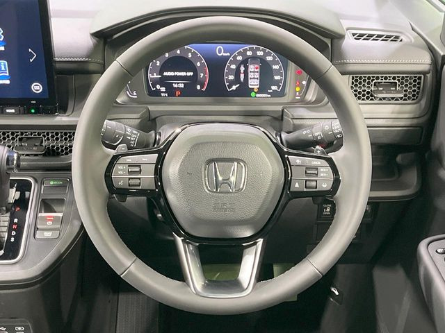 �y�����v�����X�e�A�����O�z�㎿�Ȋv���g�p���邱�ƂŁA��ɂ����������݂ƂĂ��^�]���₷���n���h���ł���