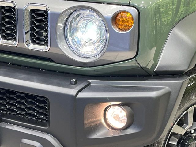 �yLED�w�b�h���C�g�z���V����ԑ��s�����ǍD�Ȏ��E���m�ۂ����S���ĉ^�]�ł��鍂�P�xLED�w�b�h���C�g�𑕔�!�_�����x�������A����d�͂��}�����Ă��܂��B